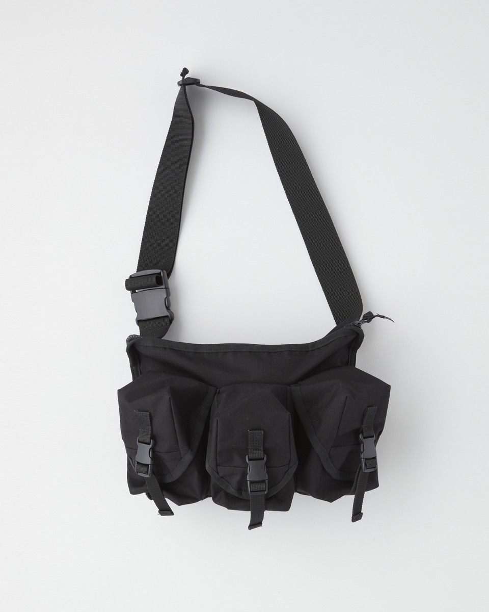 Ark Air Chest Rig チェスト リグ バッグ ブラック Goods バッグ Traditional Weatherwear トラディショナル ウェザーウェア 公式通販オンラインストア