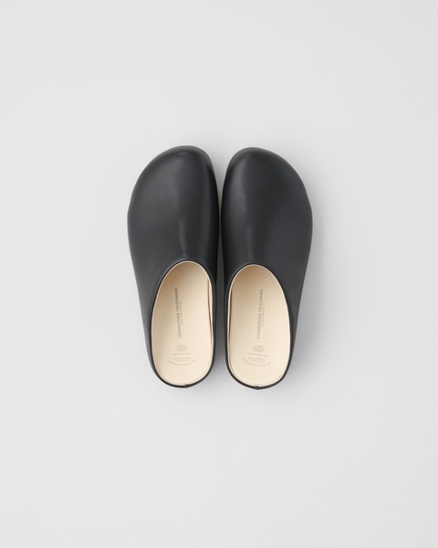 【TOSHINOSUKE TAKEGAHARA】LEATHER MOC