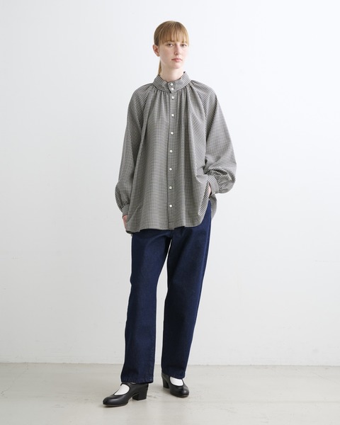 GATHERED CHIN COLLAR TUNIC SHIRT