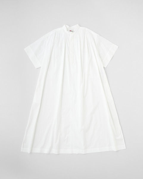 STUDLEYスタッドリー