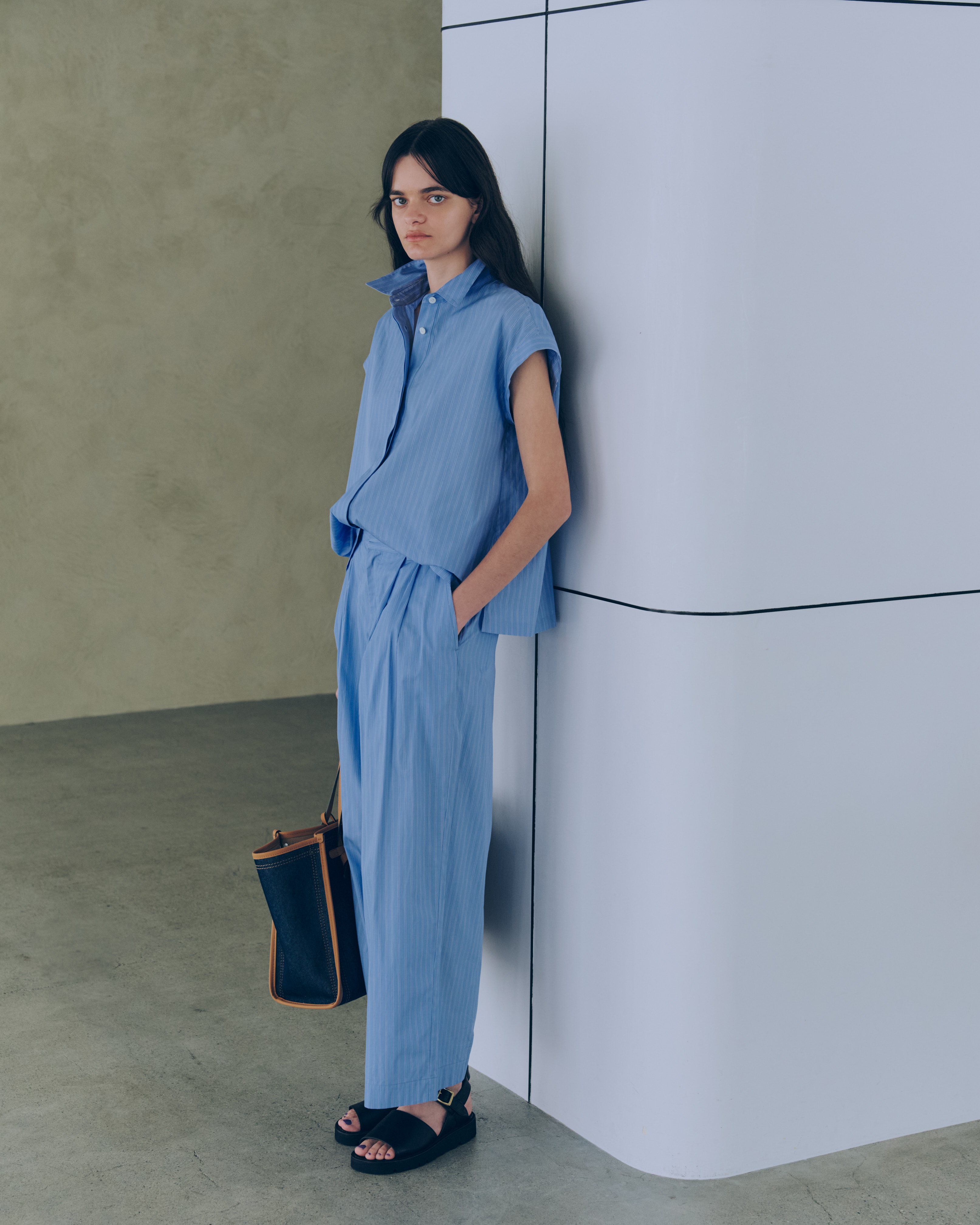 Look 012